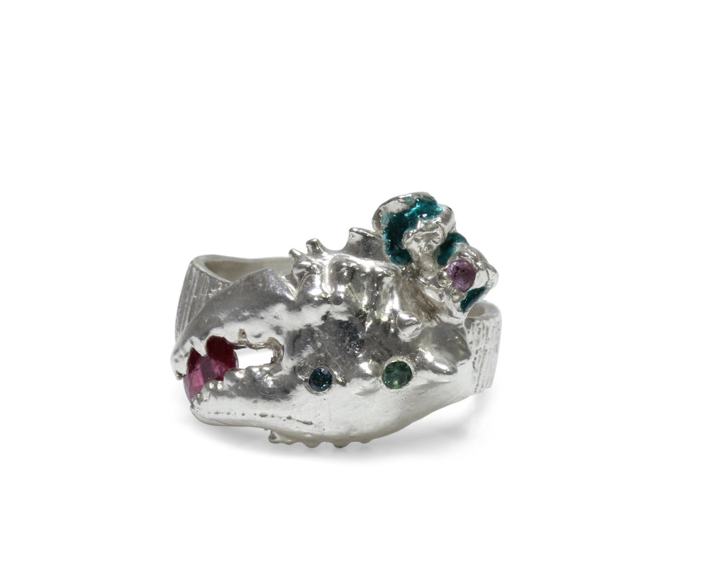Silver crab ring with green enamel and pink ruby gemstone. 