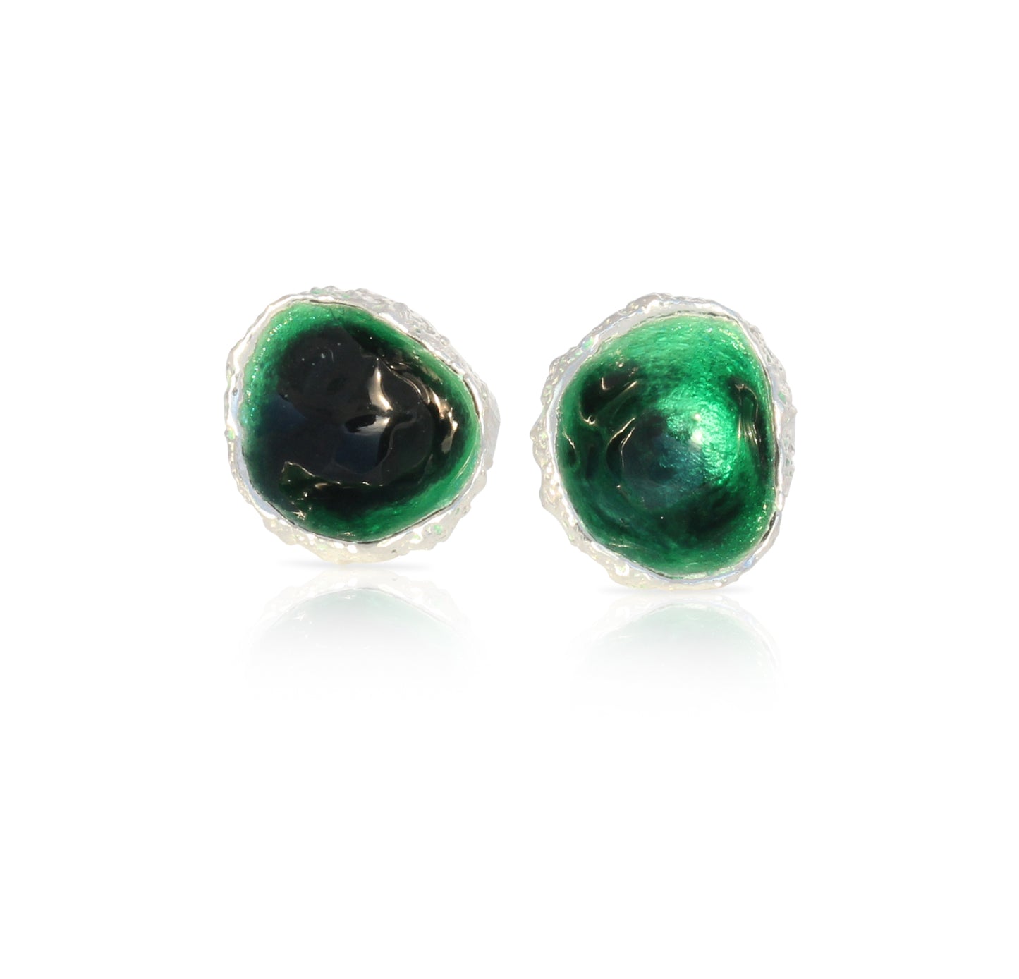 Acorn enamel studs