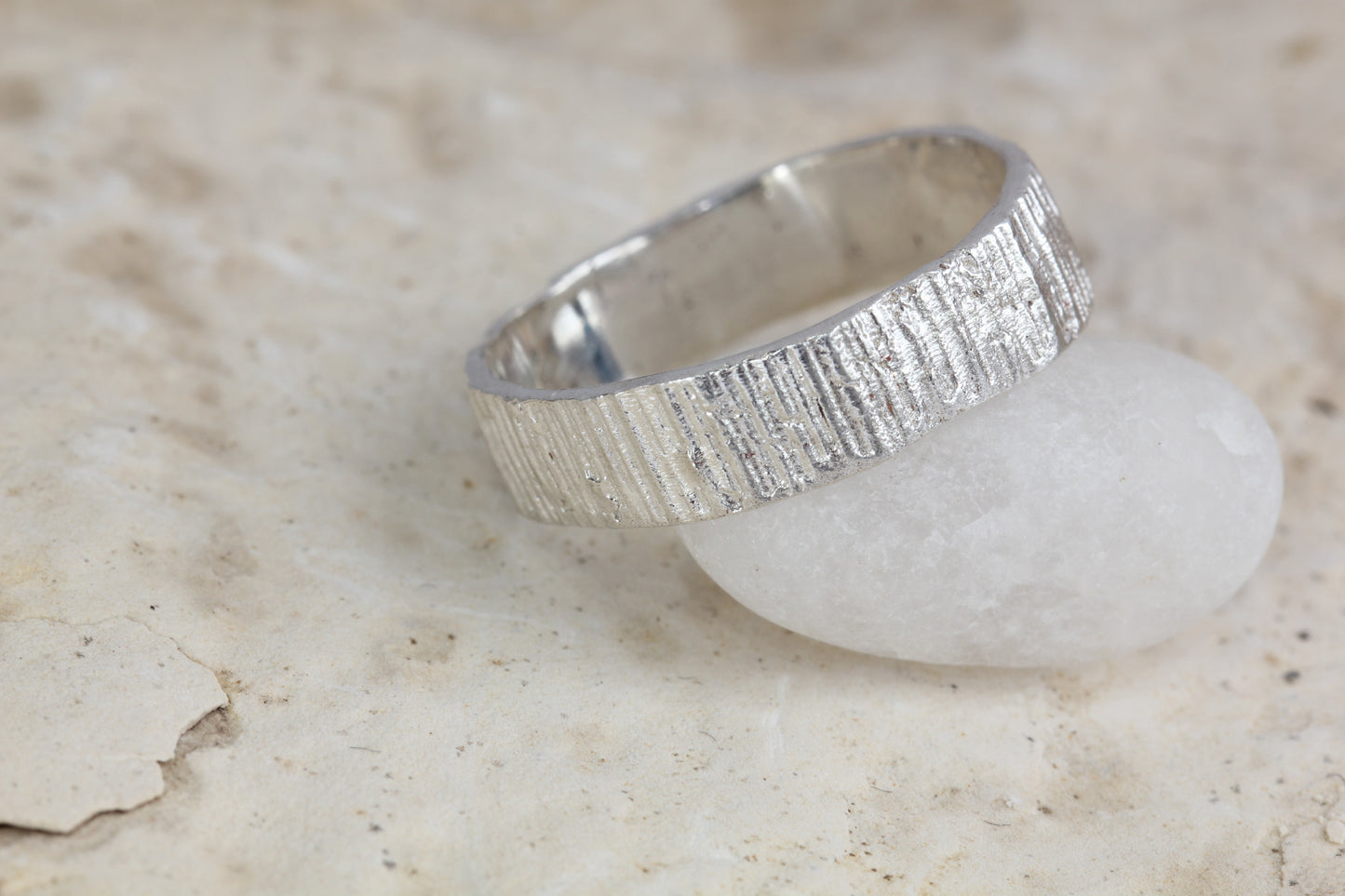 Bark ring 6mm x 1mm - EilyOConnell