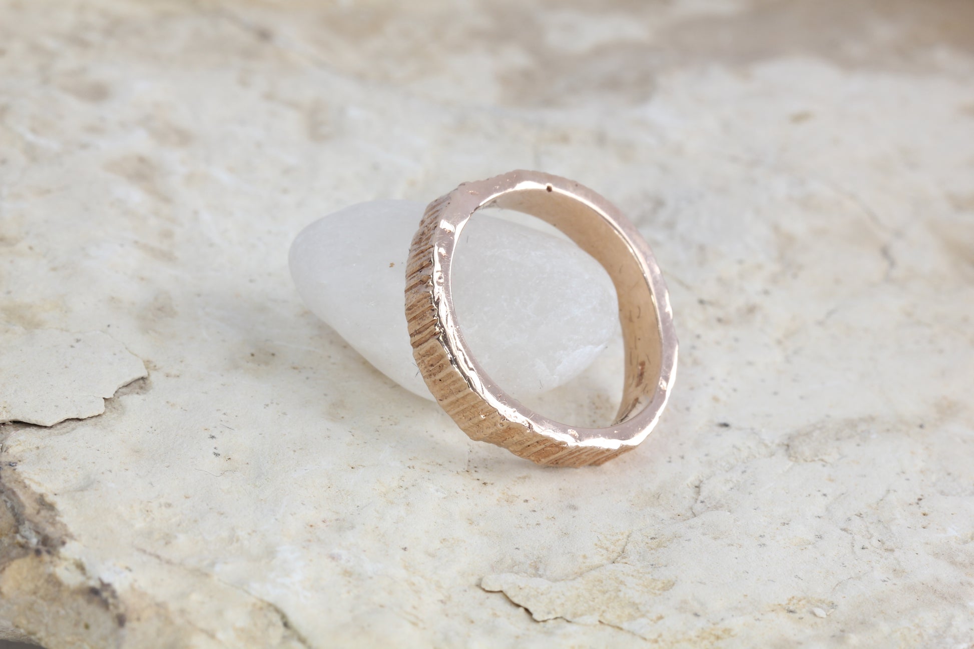 Bark ring deep 4.5 x 2 - EilyOConnell