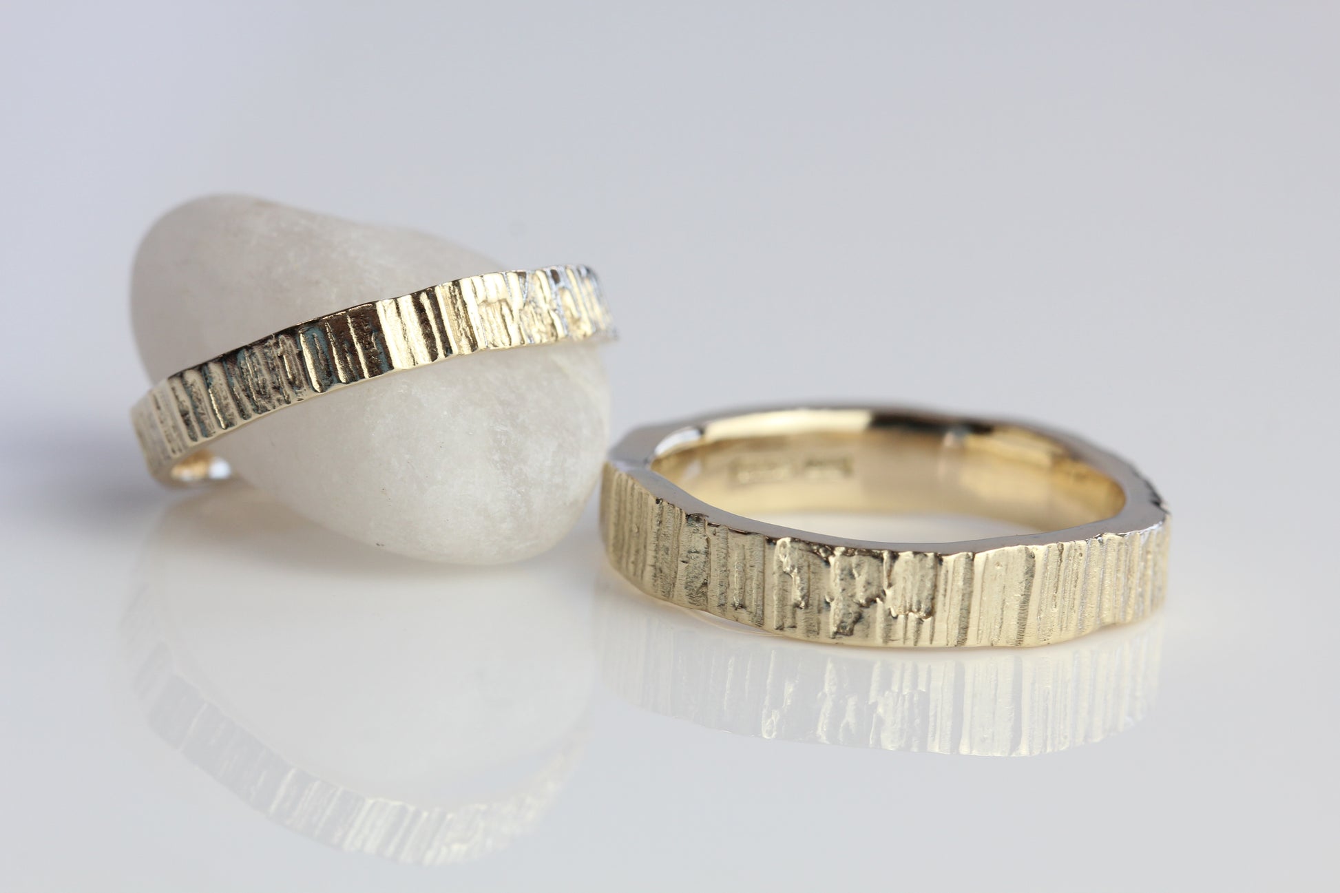 Bark ring deep 4.5 x 2 - EilyOConnell